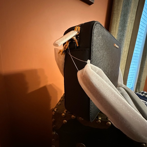 SOLD - Picture 3 of 6